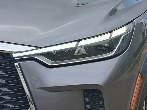 Used 2023 INFINITI QX60 Pure FWD image 7