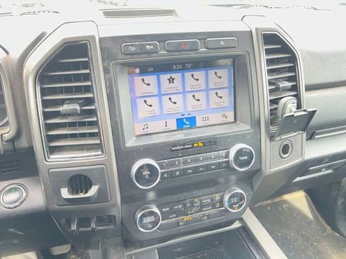 Used 2019 Ford Expedition Max XLT w/ Equipment Group 201A AWD/4WD image 12