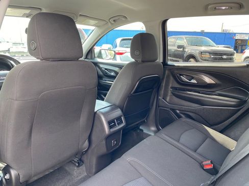 Used 2024 GMC Terrain SLE AWD/4WD image 14