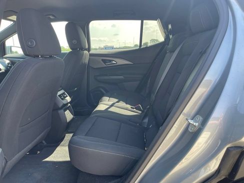 Used 2025 Chevrolet Equinox EV LT FWD image 12