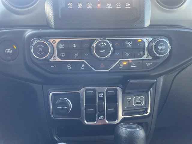 Used 2021 Jeep Wrangler Unlimited Sport AWD/4WD image 19