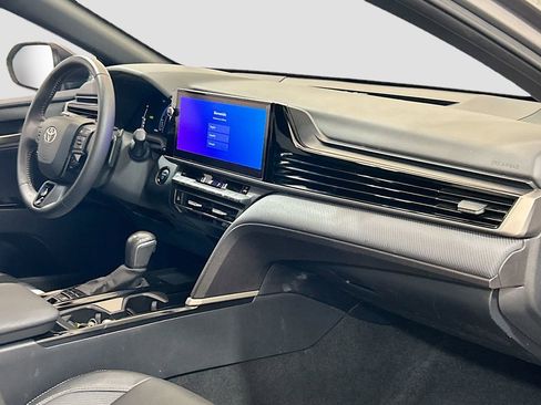 Used 2025 Toyota Camry SE w/ Multimedia Upgrade Package FWD image 26