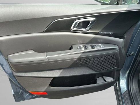 New 2026 Kia Carnival SX Prestige FWD image 18