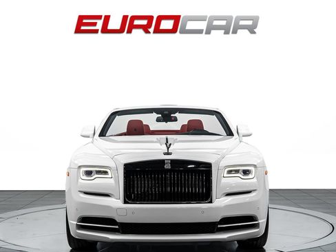Used 2018 Rolls-Royce Dawn RWD image 10