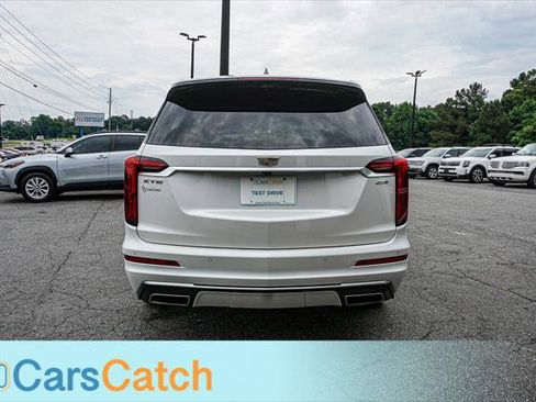 Used 2021 Cadillac XT6 Premium Luxury w/ Platinum Package FWD image 14
