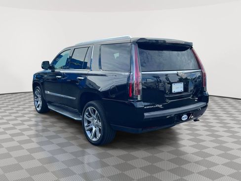Used 2016 Cadillac Escalade Luxury AWD/4WD image 7