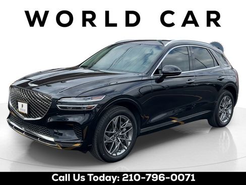 Used 2025 Genesis GV70 2.5T w/ Advanced Package AWD/4WD image 3