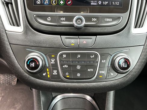 Used 2024 Chevrolet Malibu LT image 17