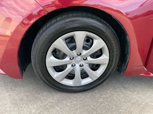 Used 2023 Toyota Corolla LE FWD image 28