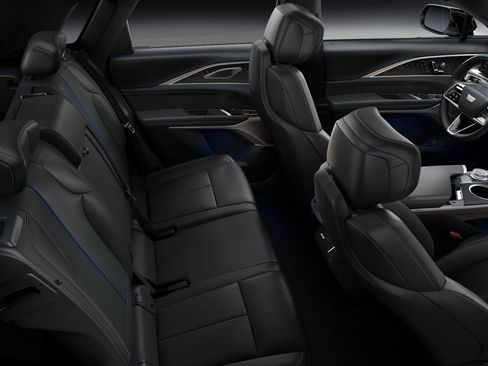 New 2024 Cadillac Lyriq Sport image 30