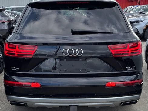 Used 2018 Audi Q7 3.0T Premium Plus w/ Premium Plus Package image 3