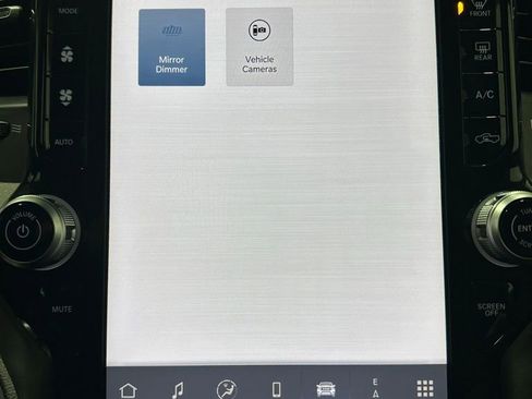 Used 2025 RAM 1500 Laramie image 31