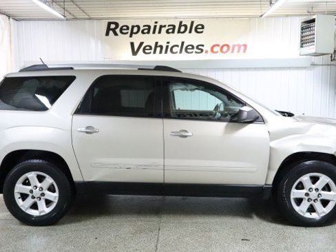 Used 2015 GMC Acadia SLE image 4