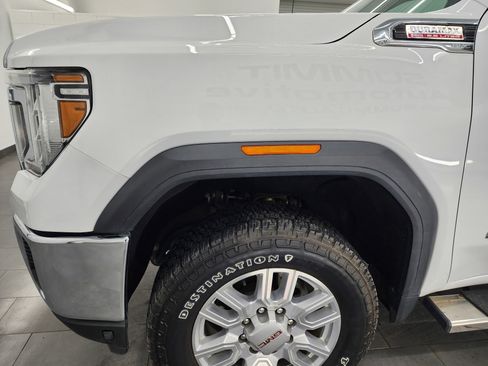 Used 2022 GMC Sierra 2500 SLE w/ SLE Value Package; image 33