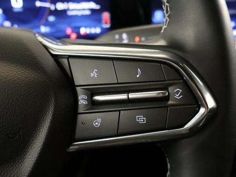New 2025 Chevrolet Blazer EV LT AWD/4WD image 18