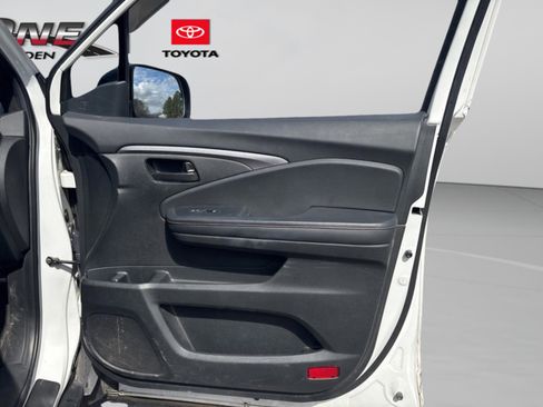 Used 2022 Honda Pilot TrailSport image 54