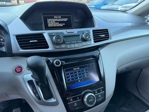 Used 2014 Honda Odyssey EX-L image 18