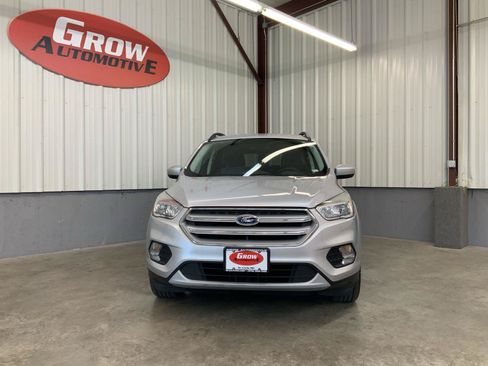 Used 2018 Ford Escape SE AWD/4WD image 9