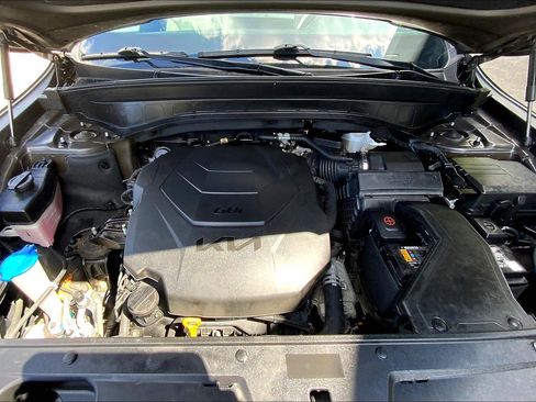 Used 2022 Kia Telluride S image 11