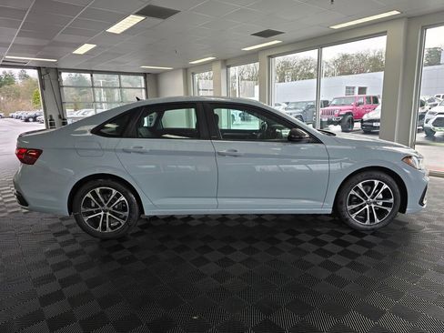 New 2026 Volkswagen Jetta Sport image 3