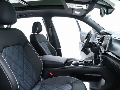 New 2026 Volkswagen Atlas Cross Sport SEL Premium R-Line image 75