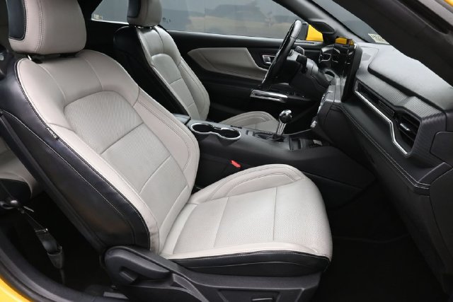 Used 2024 Ford Mustang Premium RWD image 28