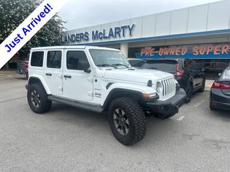Used 2018 Jeep Wrangler Unlimited Sahara AWD/4WD video 1