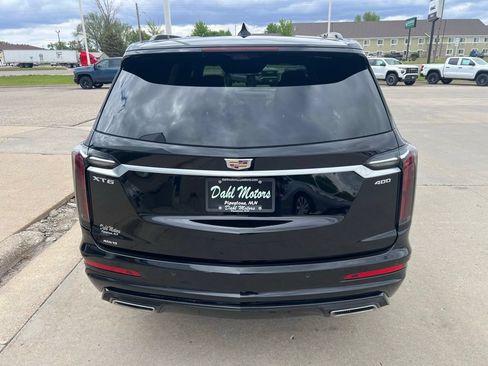 Used 2025 Cadillac XT6 Sport w/ Platinum Package AWD/4WD image 7