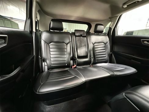 Used 2024 Ford Edge SEL image 23