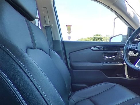 Used 2025 Honda Pilot EX-L image 33