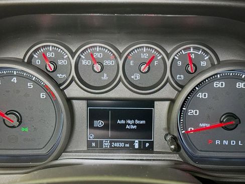 Certified 2023 Chevrolet Silverado 1500 Custom AWD/4WD image 10