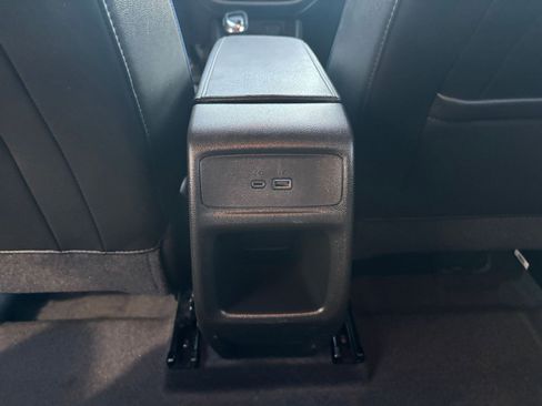 Used 2025 Buick Envista Sport Touring image 24