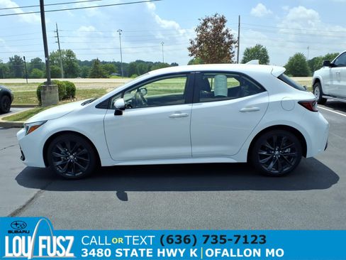 Used 2024 Toyota Corolla XSE FWD image 4