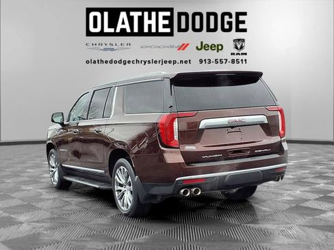 Used 2022 GMC Yukon XL Denali image 3