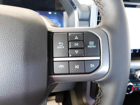 New 2025 Ford F150 Lariat w/ Equipment Group 501A Mid image 19