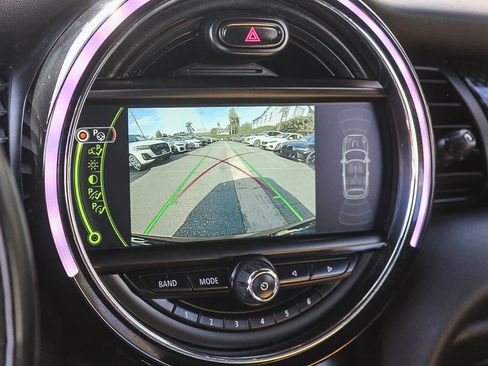 Used 2018 MINI Cooper S image 21