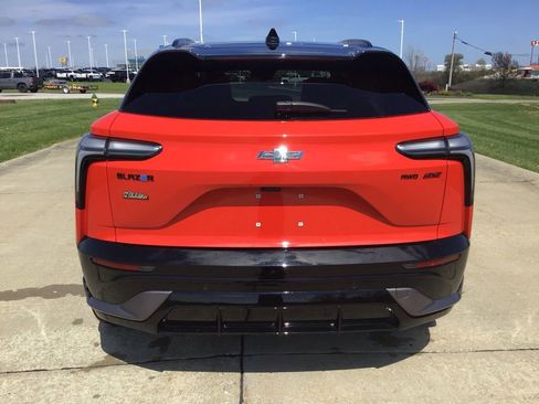Used 2025 Chevrolet Blazer EV SS AWD/4WD image 5