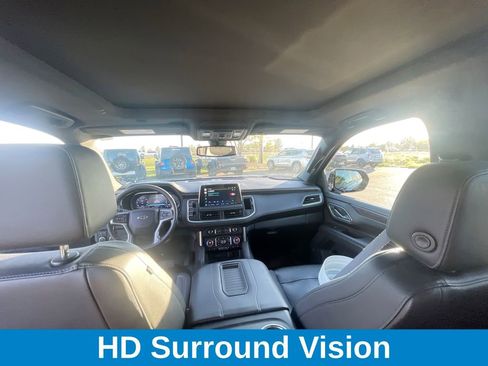 Used 2022 Chevrolet Suburban Z71 w/ Luxury Package image 20