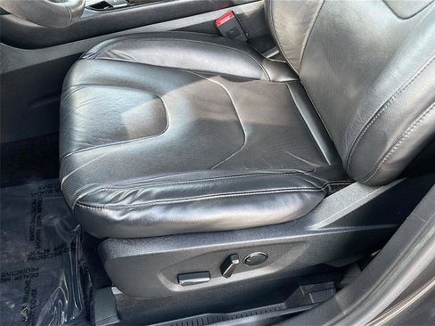 Used 2016 Ford Edge Titanium w/ Equipment Group 302A image 21