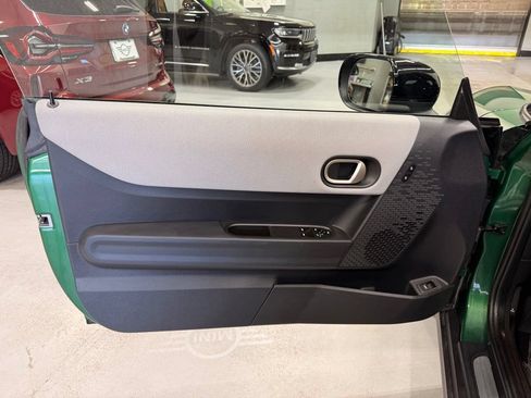 Certified 2025 MINI Cooper S FWD image 10