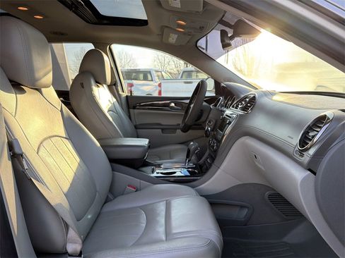 Used 2017 Buick Enclave Premium w/ Experience Buick Package image 18