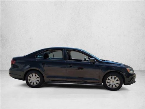 Used 2016 Volkswagen Jetta S FWD image 4