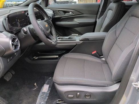 New 2026 Chevrolet Equinox EV LT w/ Comfort Package FWD image 19