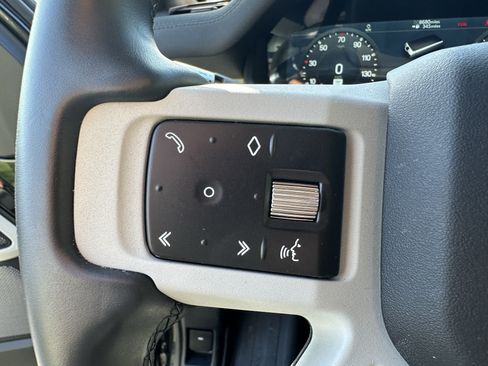 Used 2022 Land Rover Defender 90 S AWD/4WD image 15
