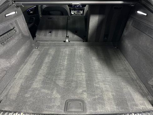 Used 2025 Audi Q8 Premium Plus image 14