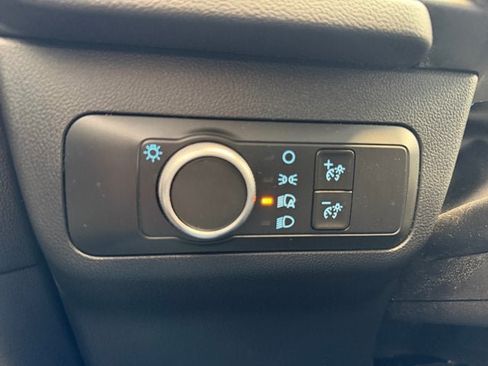 Used 2020 Ford Escape SE AWD/4WD image 18
