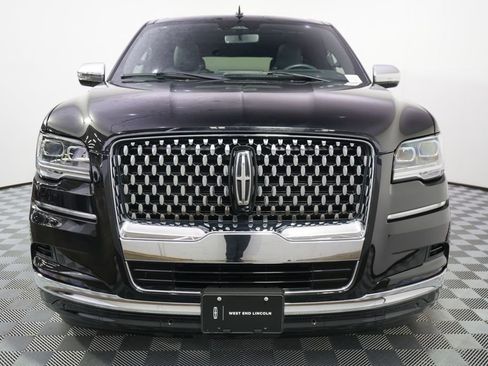Used 2024 Lincoln Navigator Black Label AWD/4WD image 10