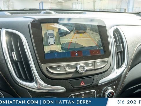 Used 2018 Chevrolet Equinox Premier image 8