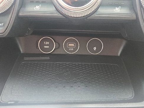 Used 2023 Genesis G70 2.0T w/ Sport Prestige Package RWD image 30
