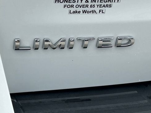 Certified 2024 Ford Expedition Limited RWD image 23